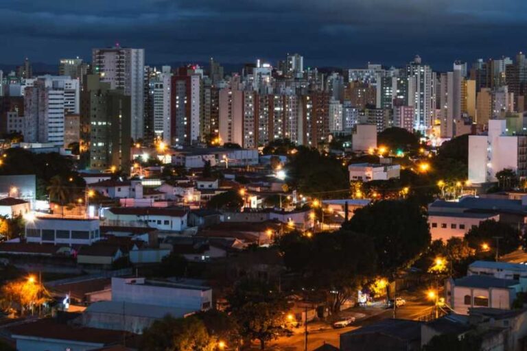 Leia mais sobre o artigo Sacomã: Tudo o que Você Precisa Saber Antes de Morar Lá